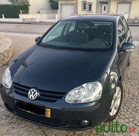 2006' Volkswagen Golf photo #1