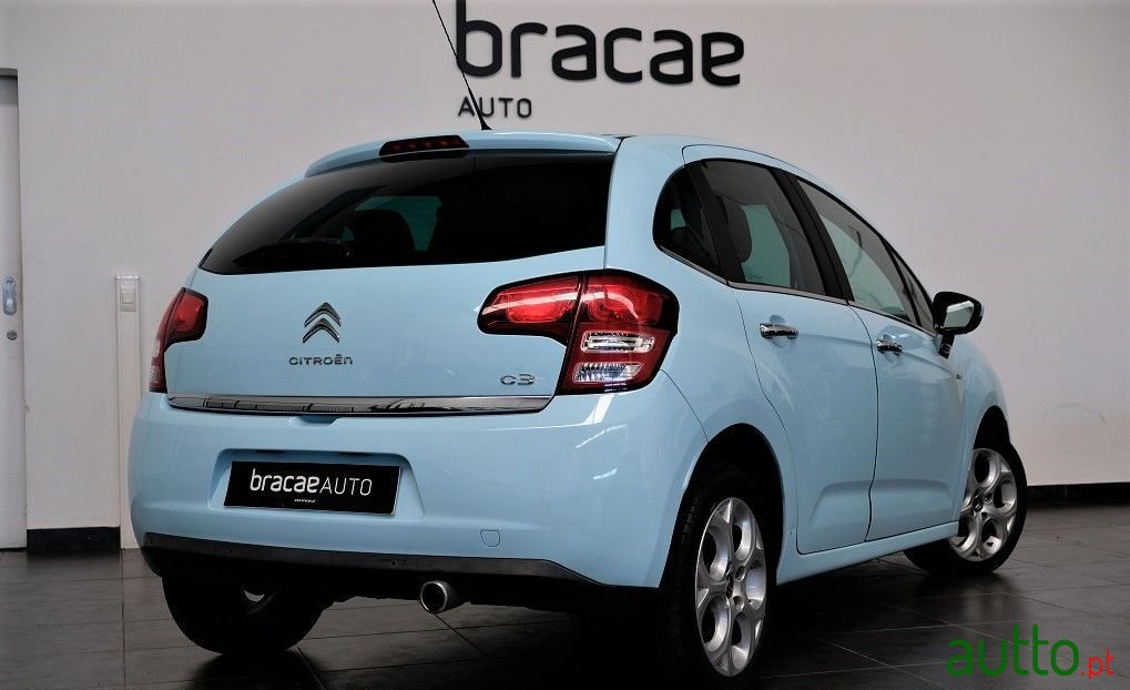 2011' Citroen C3 photo #5