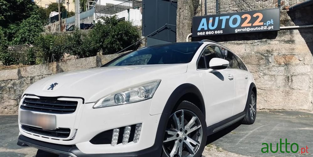 2014' Peugeot 508 RXH photo #4