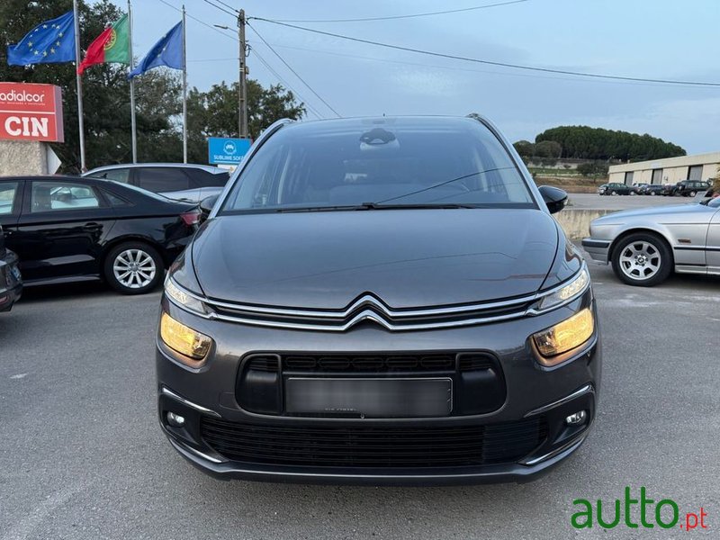 2022' Citroen Grand C4 SpaceTourer photo #2