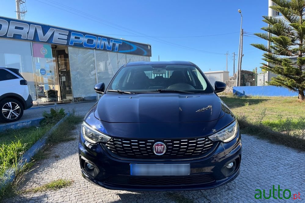 2019' Fiat Tipo photo #5