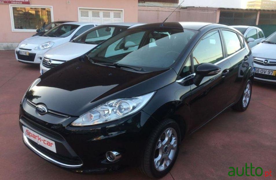 2012' Ford Fiesta 1.4 Tdci Titanium photo #2