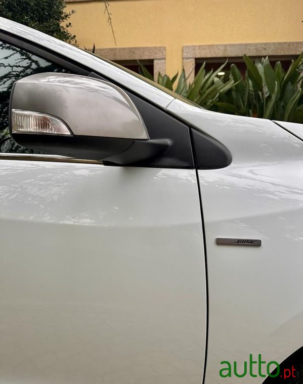 2015' Renault Megane Break photo #6