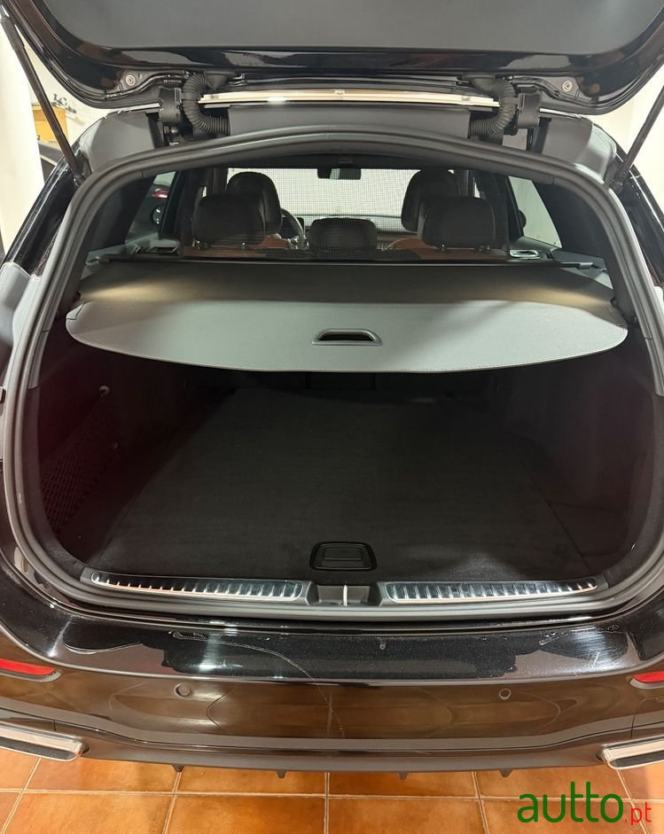 2023' Mercedes-Benz Classe C photo #5