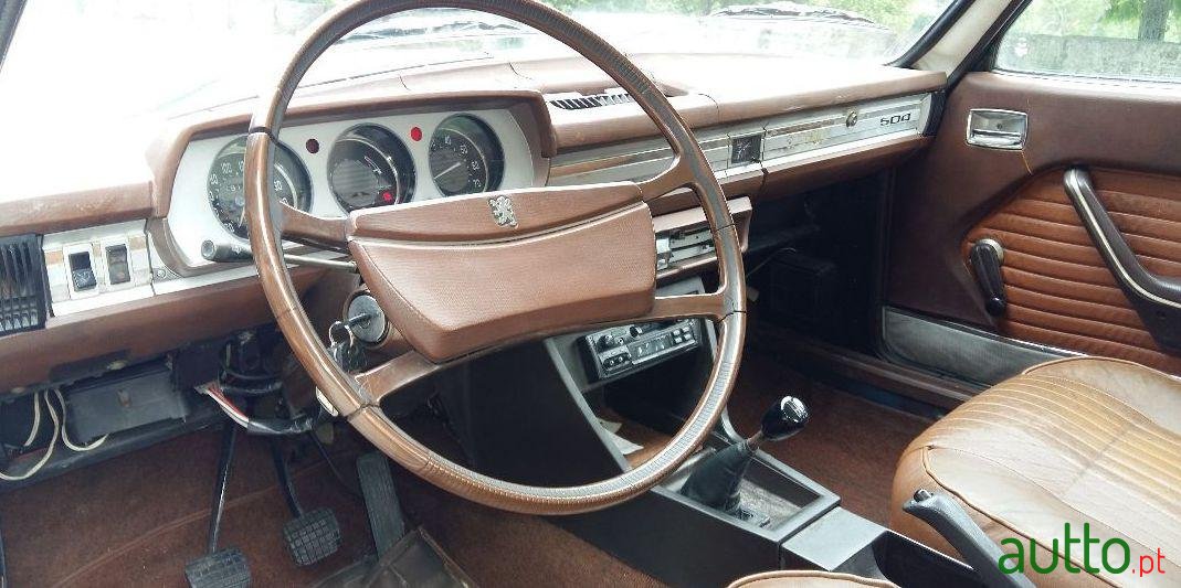 1974' Peugeot 504 Ti photo #4