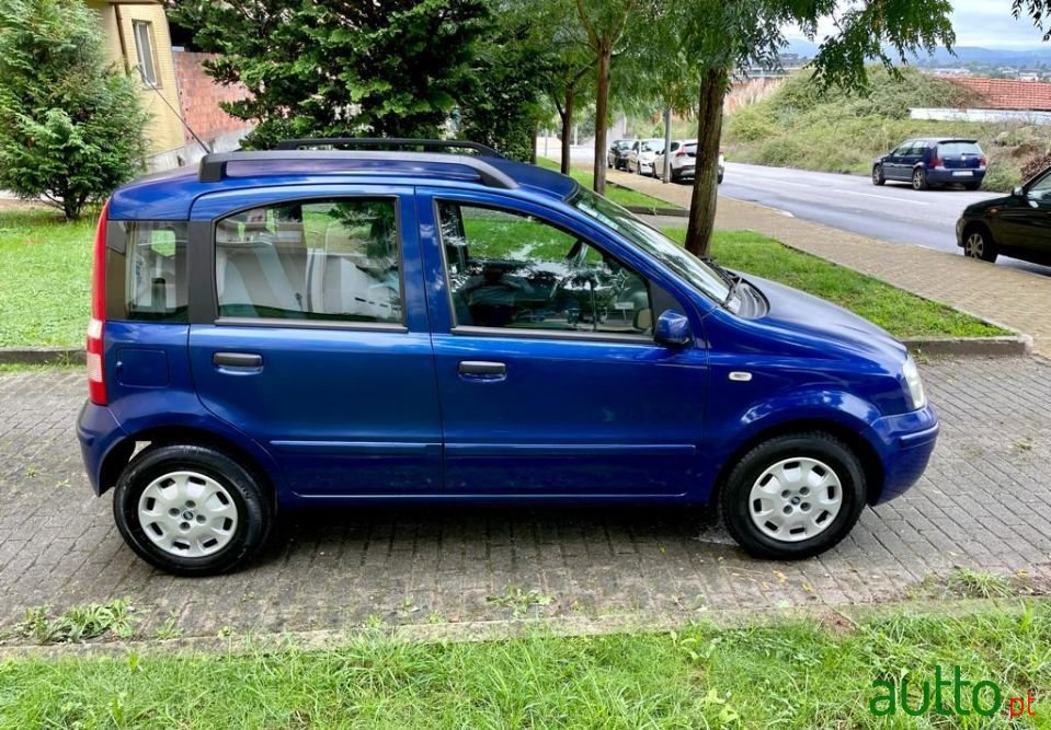2009' Fiat Panda photo #4