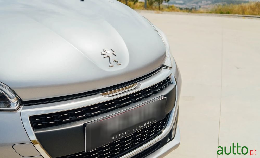 2019' Peugeot 208 1.5 Bluehdi Allure photo #4