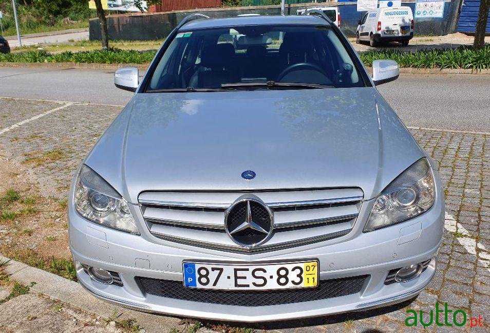 2007' Mercedes-Benz C-220 photo #2