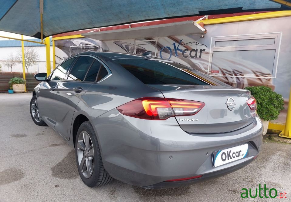 2018' Opel Insignia Grand Sport photo #2