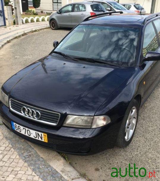 1998' Audi A4 Avant photo #1