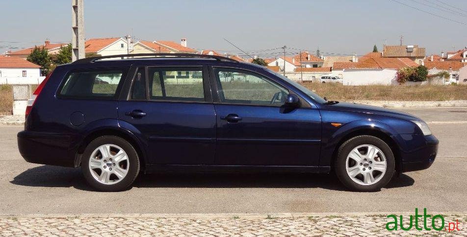 2003' Ford Mondeo Sw photo #3