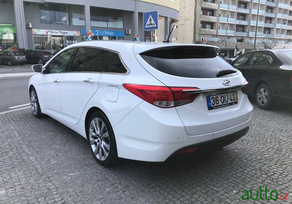 2013' Hyundai i40 Sw photo #4