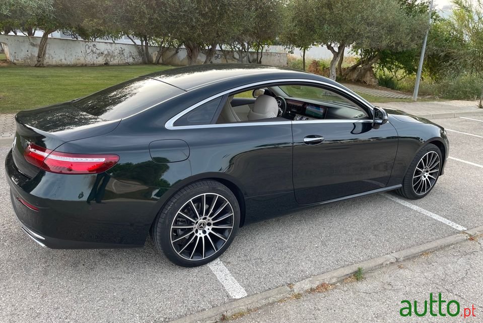 2018' Mercedes-Benz E-220 photo #3