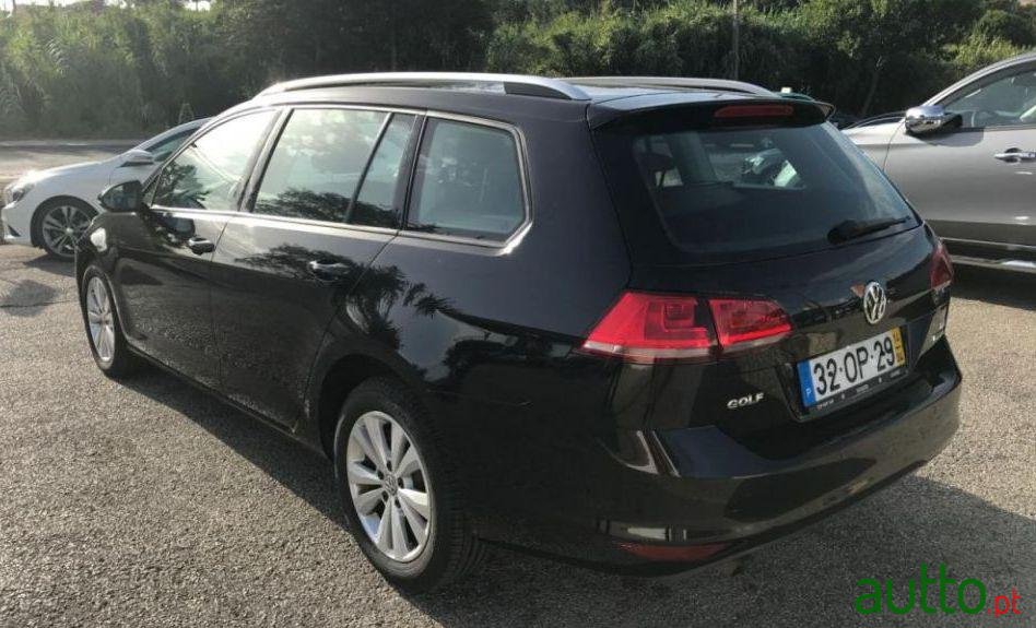 2014' Volkswagen Golf Variant photo #4