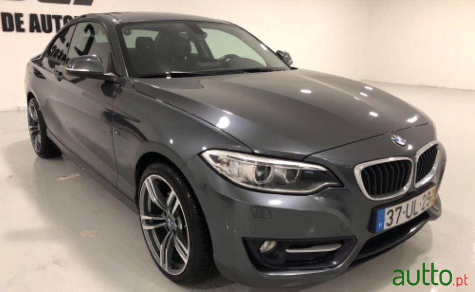 2015' BMW 218 Sport Pack M photo #1