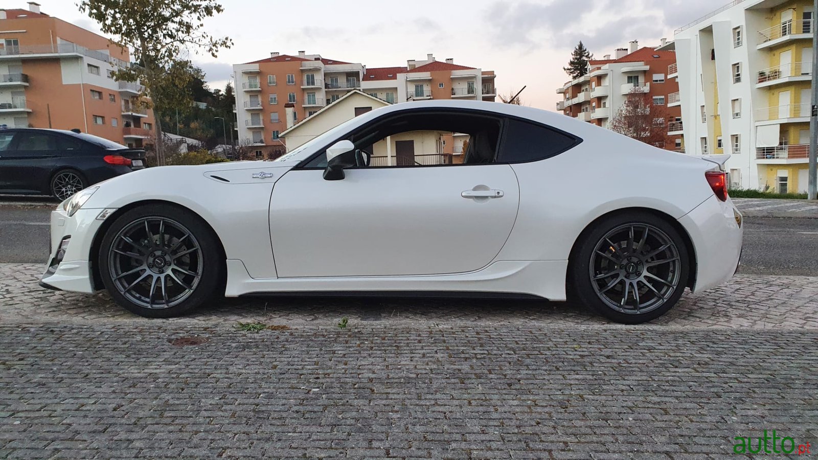 2013' Toyota GT86 photo #5
