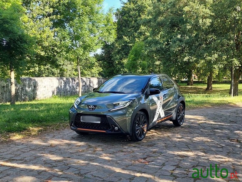 2022' Toyota Aygo X 1.0 Limited photo #1