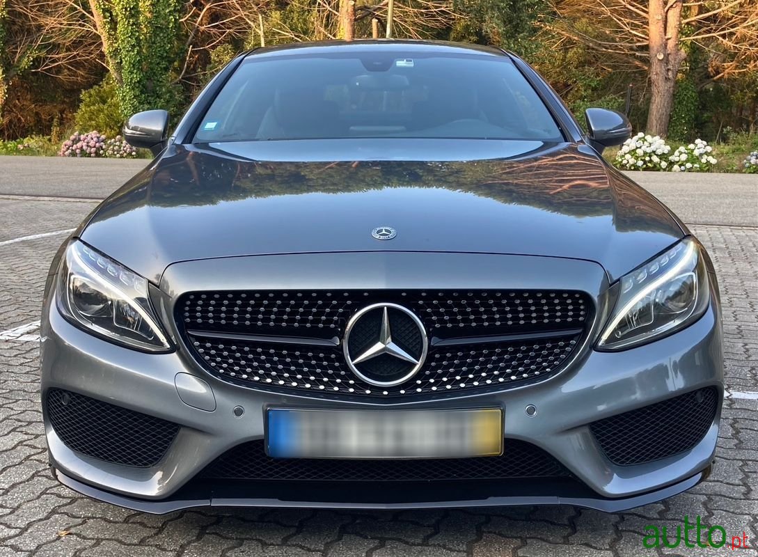 2017' Mercedes-Benz C-220 photo #1
