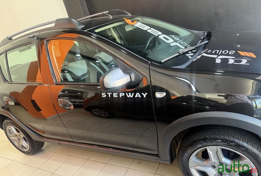 2020' Dacia Sandero 0.9 Tce Stepway photo #3