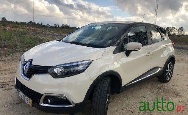 2015' Renault Captur photo #3