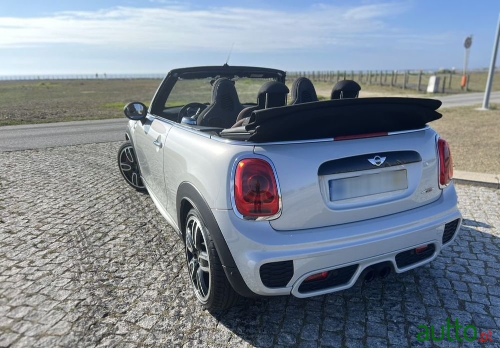 2016' MINI John Cooper Works photo #5