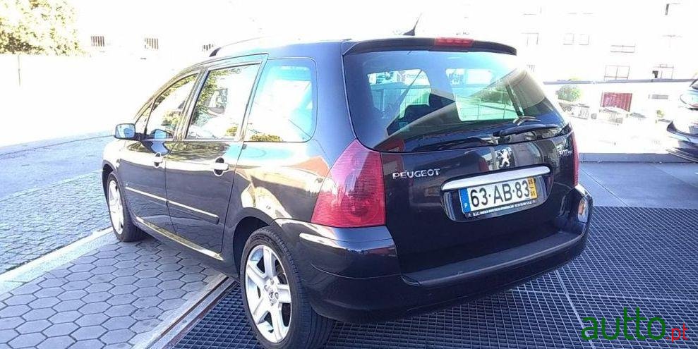 2005' Peugeot 307 Sw Break photo #1