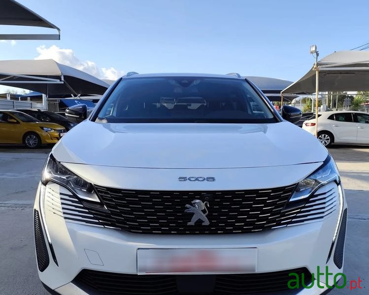 2022' Peugeot 5008 photo #3