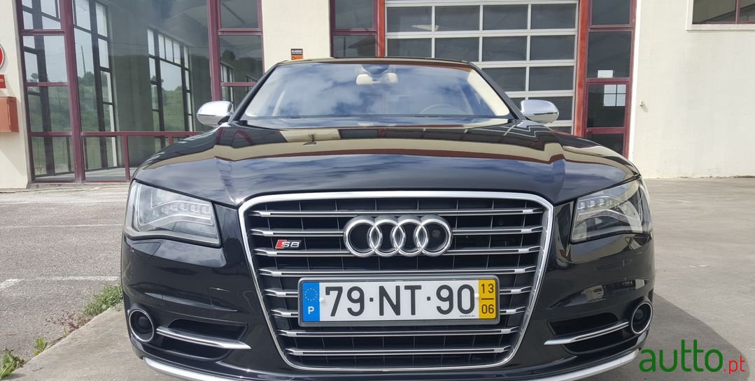 2013' Audi S8 photo #6
