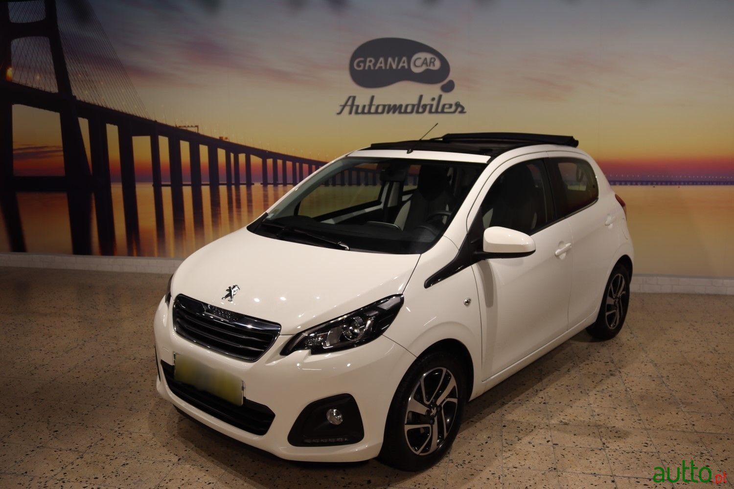 2017' Peugeot 108 photo #5