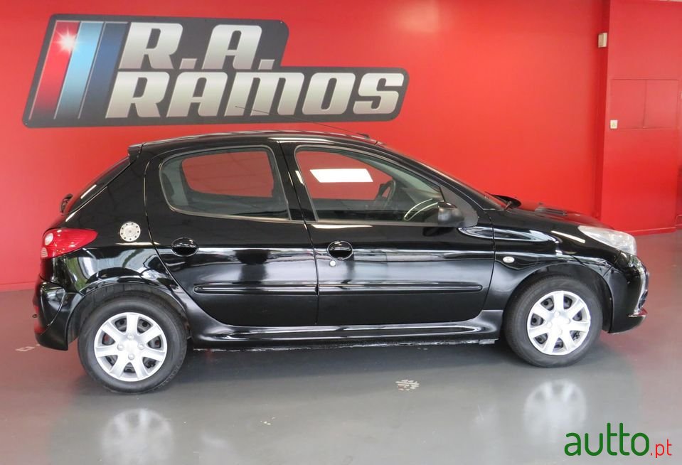 2009' Peugeot 206 Plus photo #4