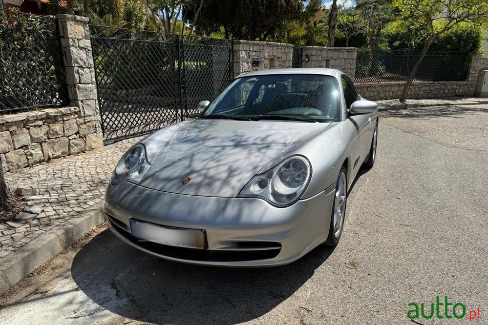 2002' Porsche 911 Carrera 4 photo #3