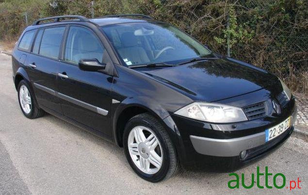 2005' Renault Megane Break photo #1