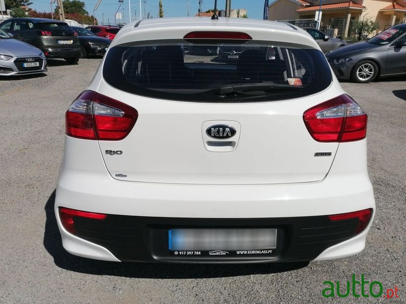 2016' Kia Rio 1.1 Crdi photo #6