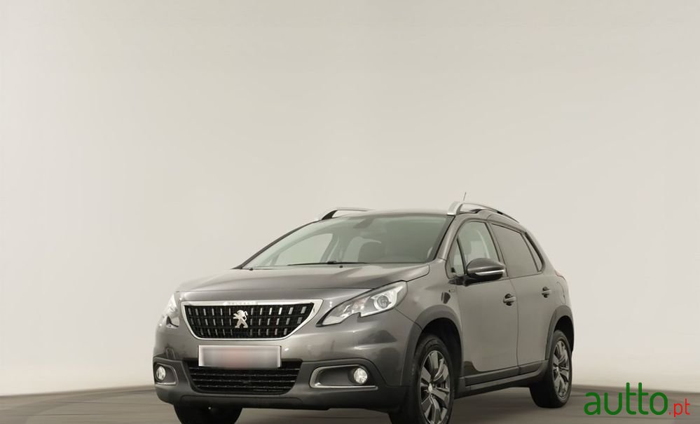2019' Peugeot 2008 photo #2
