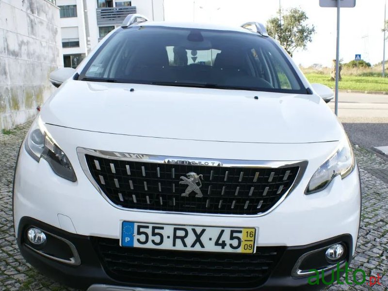 2016' Peugeot 2008 photo #2