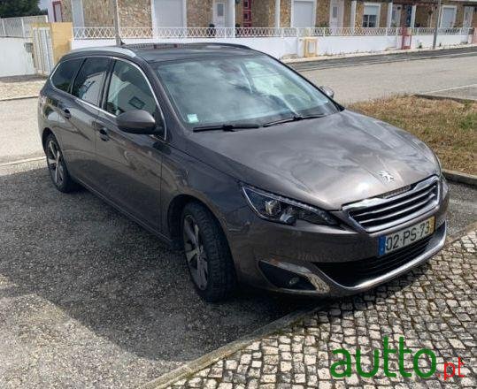 2015' Peugeot 308 Sw photo #2