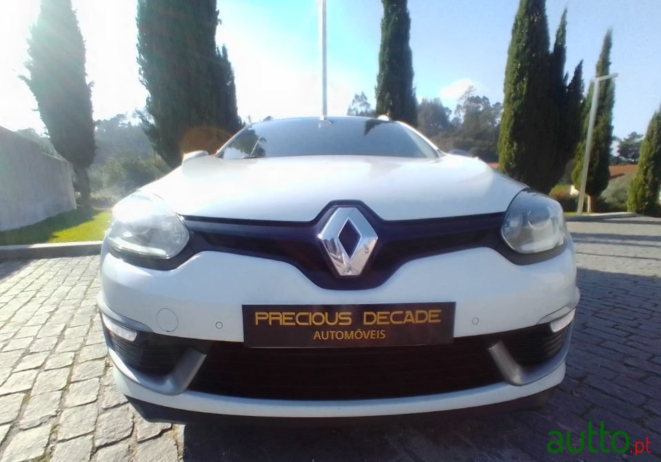 2016' Renault Megane Sport Tourer photo #4