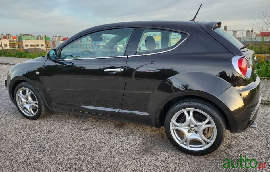 2010' Alfa Romeo MiTo photo #1