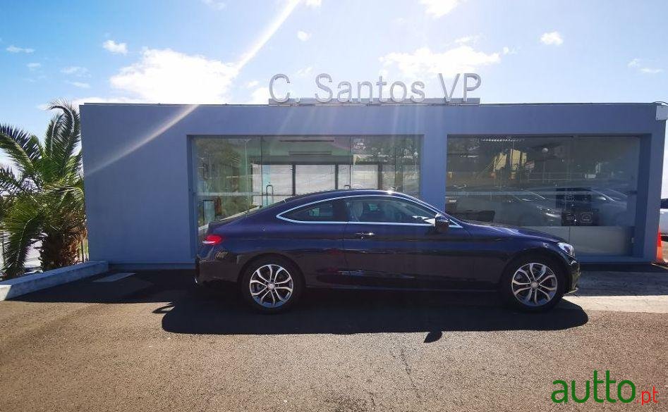 2016' Mercedes-Benz C-220 Avantgarde photo #2