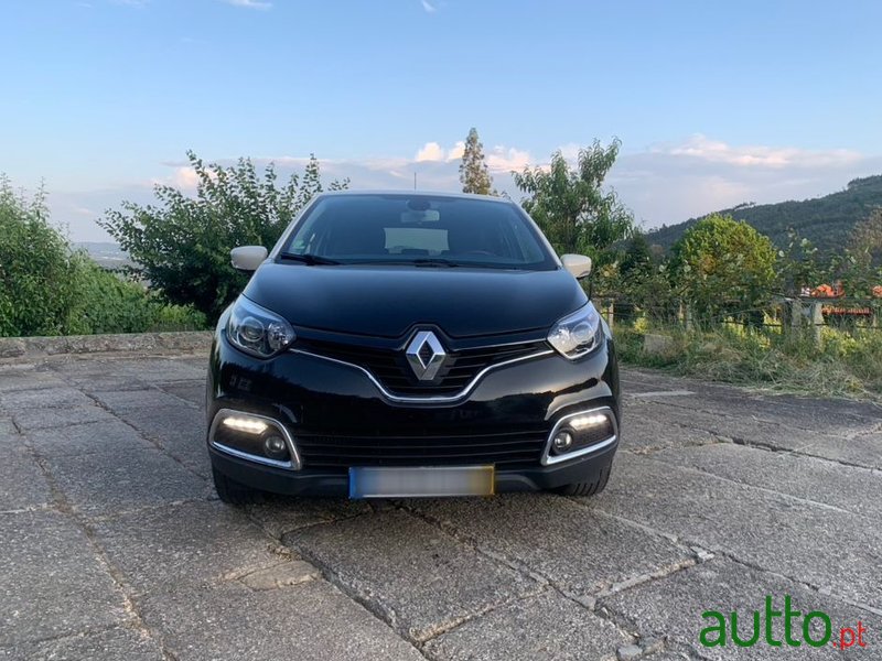 2016' Renault Captur photo #2