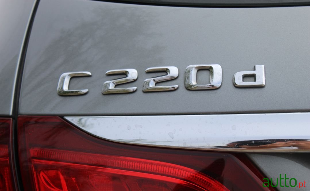 2016' Mercedes-Benz C-220 photo #6