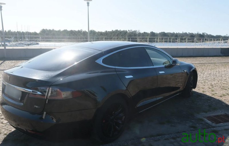 2016' Tesla Model S photo #4