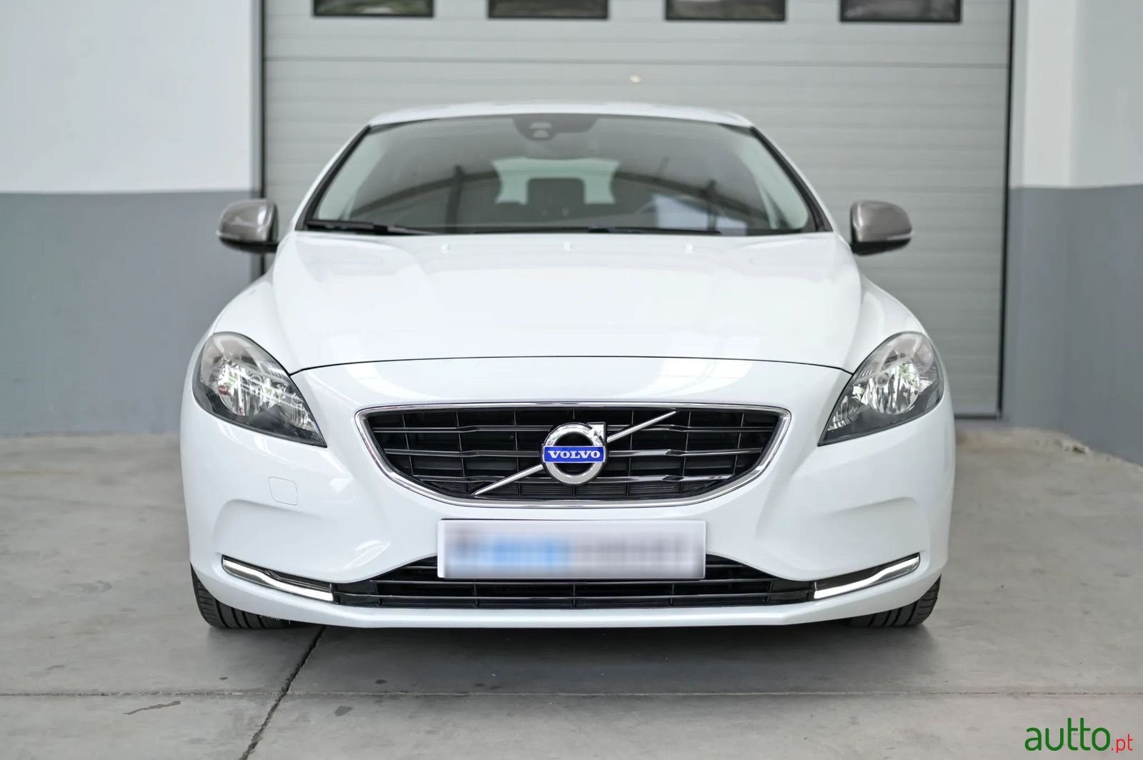 2013' Volvo V40 photo #5