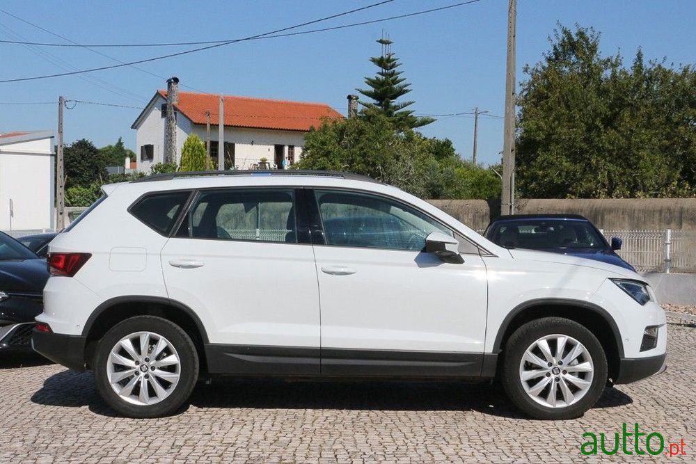 2019' SEAT Ateca 1.6 Tdi Xcellence photo #6