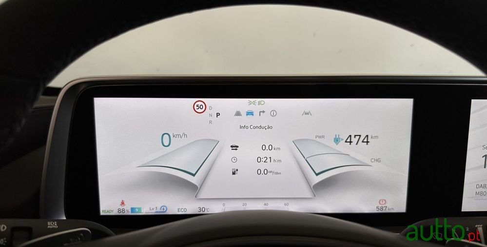 2023' Hyundai Ioniq 6 photo #3