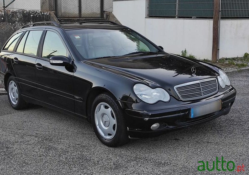 2003' Mercedes-Benz Classe C K Classic photo #3