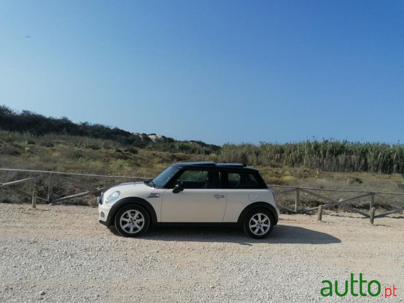 2008' MINI Cooper photo #6