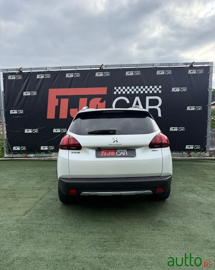 2016' Peugeot 2008 photo #6