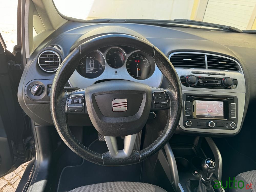 2011' SEAT Altea photo #6