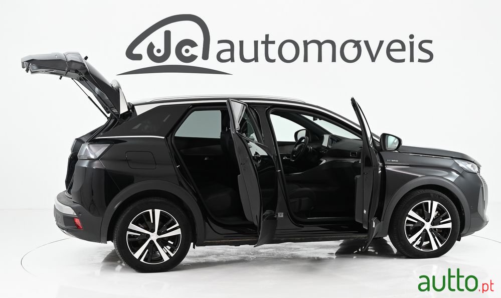 2023' Peugeot 3008 photo #6